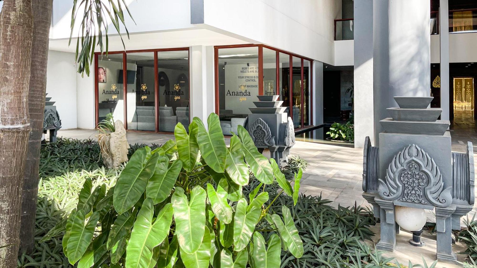 Pacific Hotel & Spa Siem Reap Exterior foto