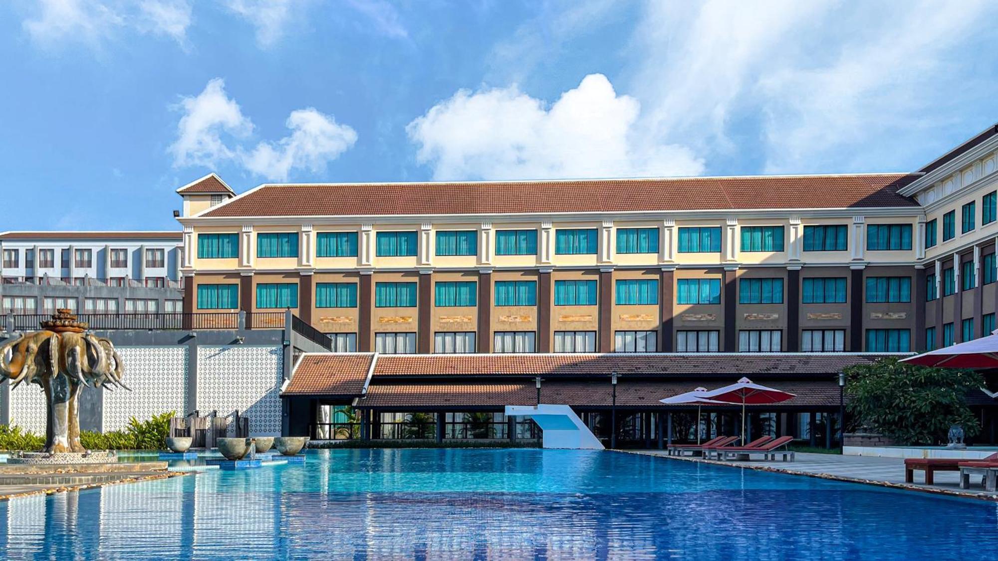 Pacific Hotel & Spa Siem Reap Exterior foto