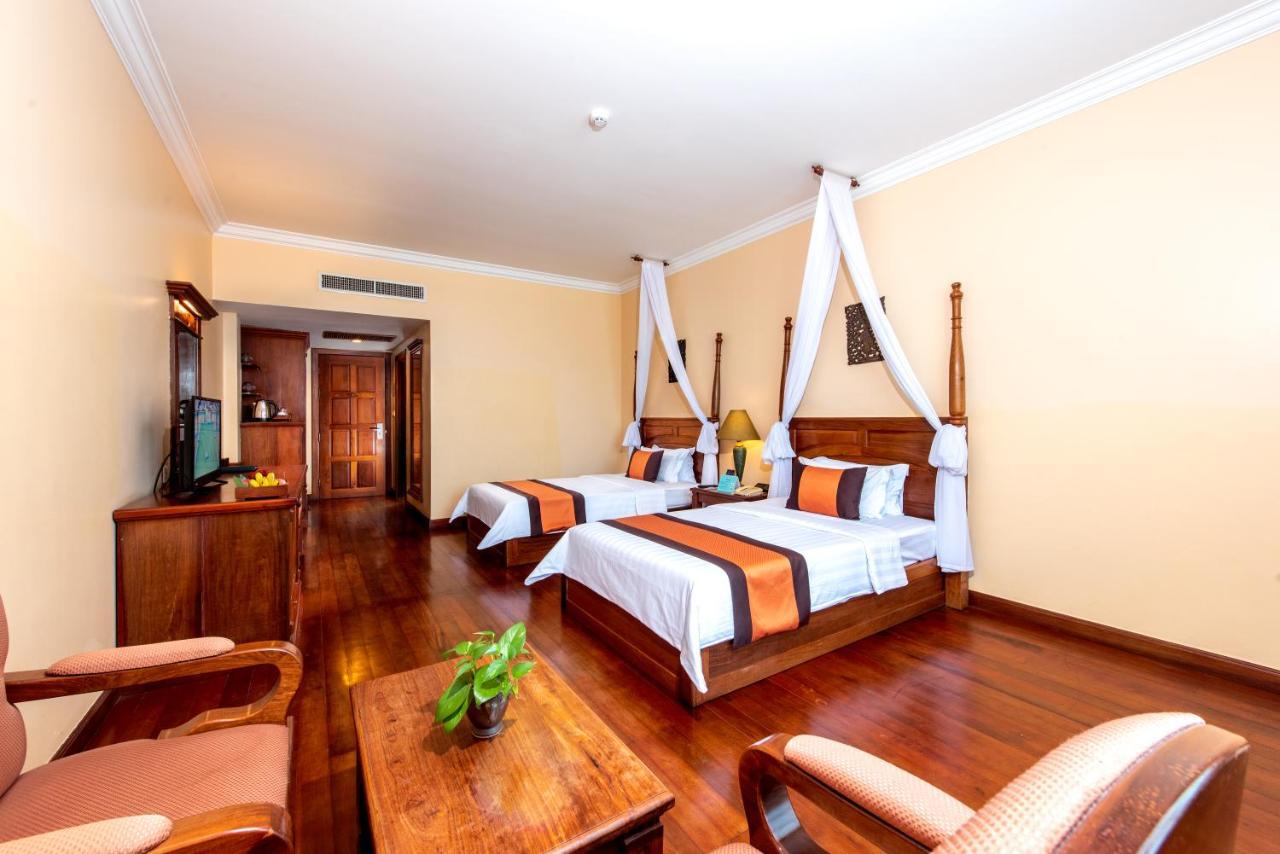 Pacific Hotel & Spa Siem Reap Exterior foto